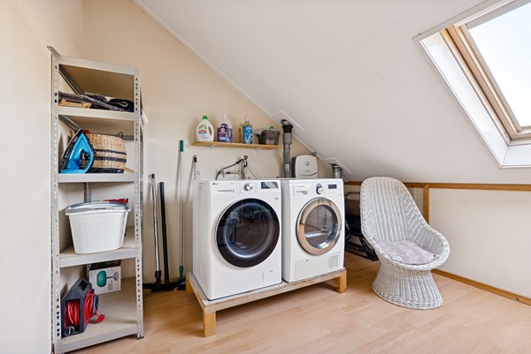 JACQUES TATILAAN 143-45.jpg